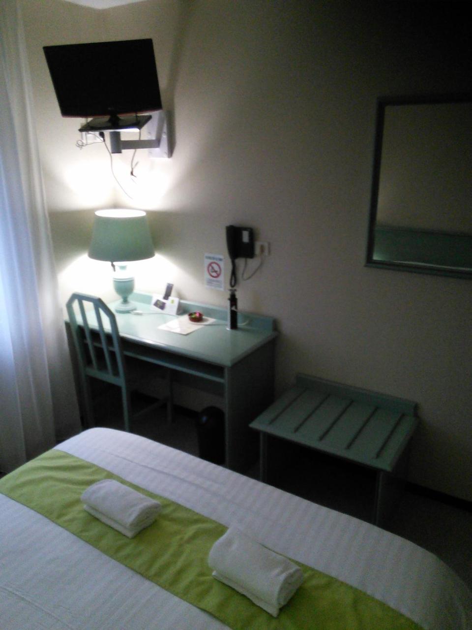 Hotel Du Commerce Tronget Dış mekan fotoğraf