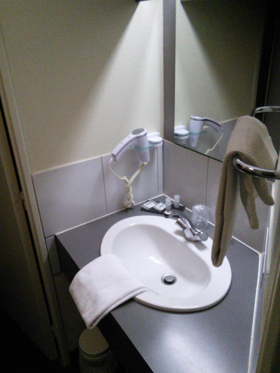 Hotel Du Commerce Tronget Dış mekan fotoğraf